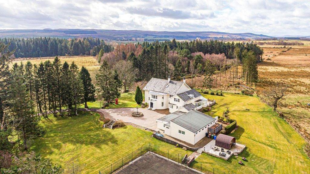 Finn Village - Loch Lomond Villa B&B - Black Room With Jacuzzi-Style Bath Glasgow Exteriér fotografie